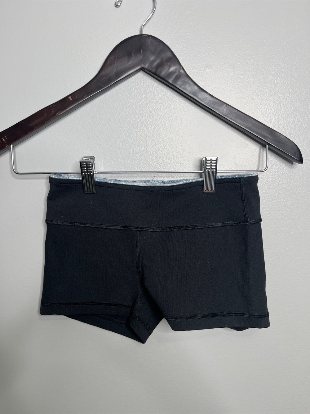 ivivva girls shorts size (10)